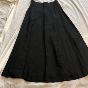 Black skirt